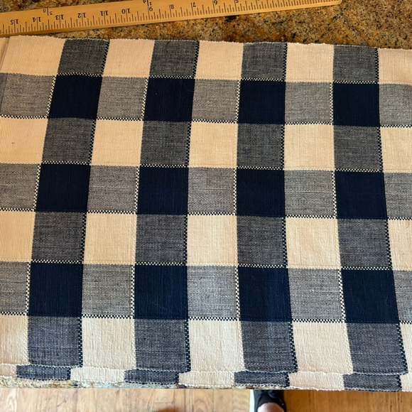 Eddie Bauer NWT set of 4 navy cream buffalo check placemats and napkins - Picture 2 of 6